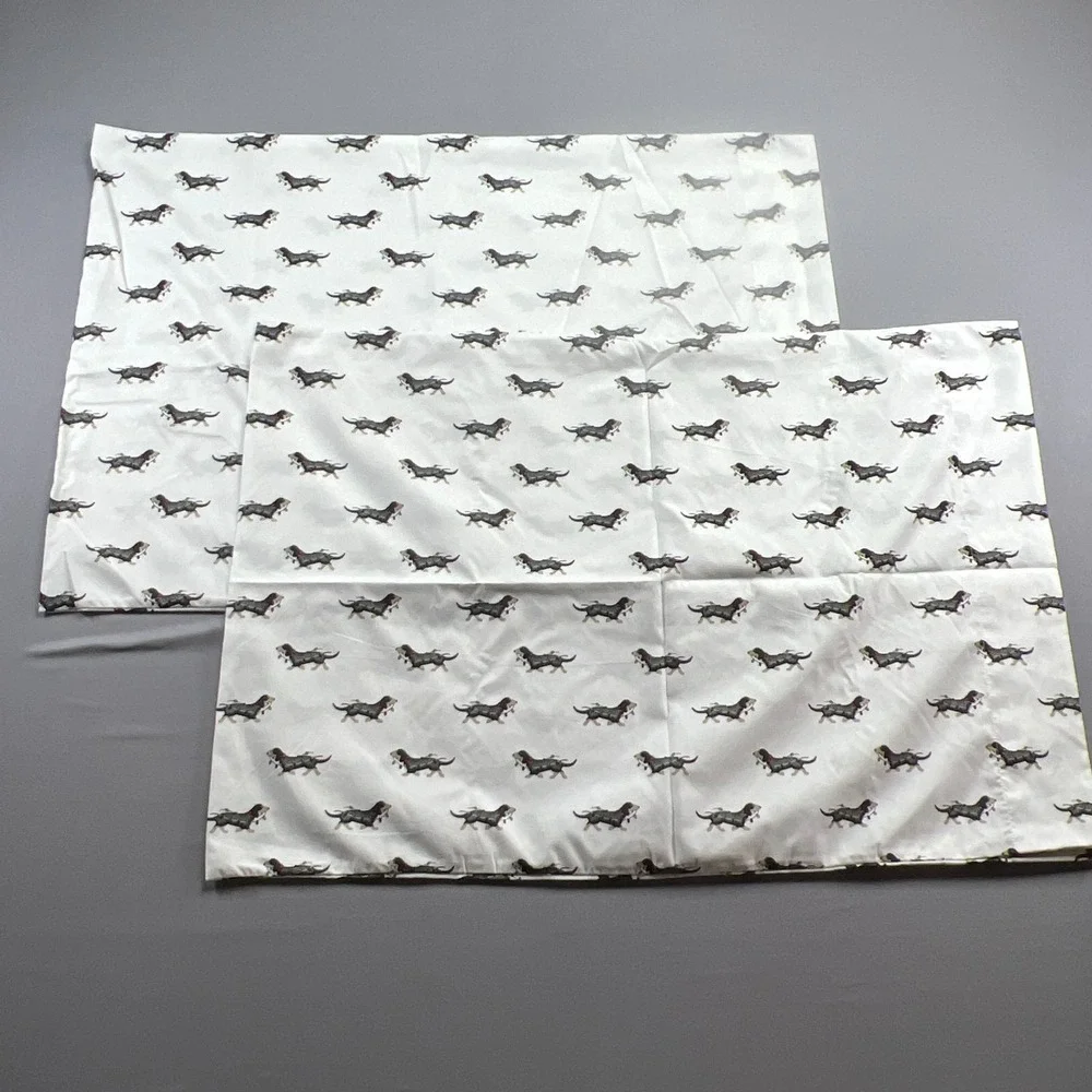 Set Of 2 Kensie Home Standard Pillow Sham White Dachshund Dogs Printed 20